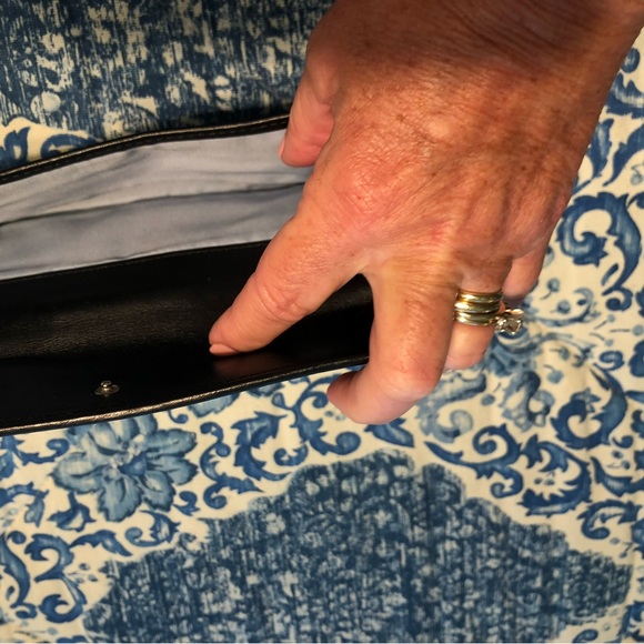 Black Coach Signature Wallet - Picture 2 of 8